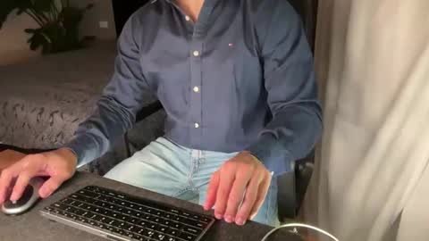 tarquit8 online show from May 2026 09:34:01 PM