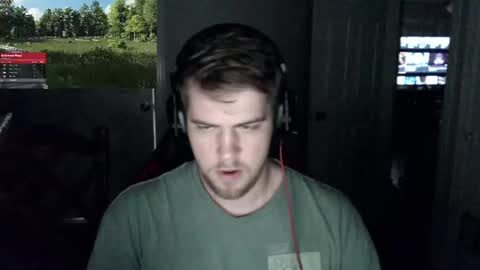 Snapshot of tarus333 chatting on December 2024 01:42:01 AM tarus333 online show from December 2024 01:42:01 AM