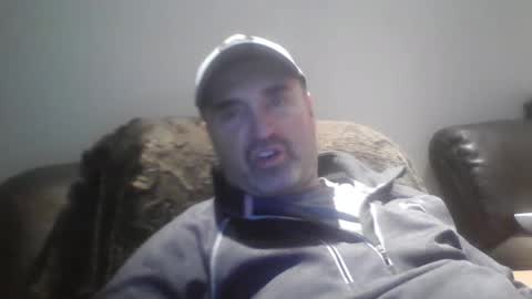 Snapshot of tarzeny77 chatting on December 2025 07:54:02 PM tarzeny77 online show from December 2025 07:54:02 PM