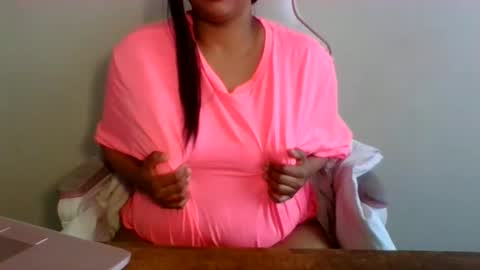 Snapshot of tasha_sky chatting on February 2025 10:15:02 PM tasha_sky online show from February 2025 10:15:02 PM