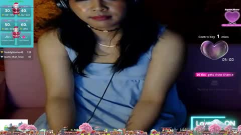 Snapshot of tashakai chatting on December 2025 03:25:01 AM TashaKai online show from December 2025 03:25:01 AM