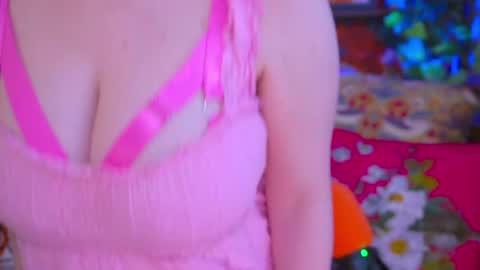 Vivian  Clark online show from May 2026 06:52:01 AM