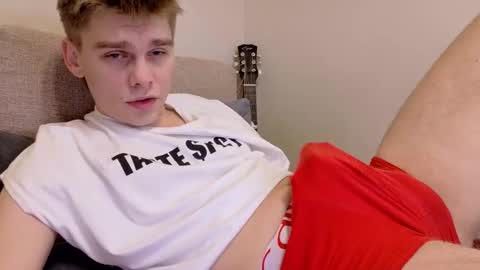 tasteithorny online show from April 2026 02:03:01 AM