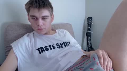 tasteithorny online show from May 2026 05:37:01 AM