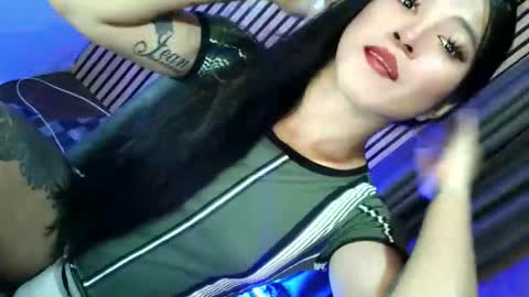   online show from December 2025 12:21:02 PM