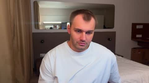 My shows 2100500 UTC3 online show from November 2025 04:44:02 AM