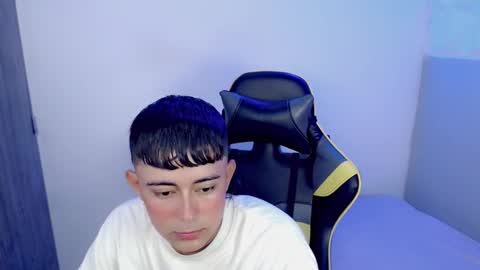 T A T A N online show from November 2025 09:59:01 PM