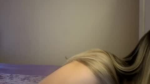 tateisblonde online show from May 2026 09:11:02 PM