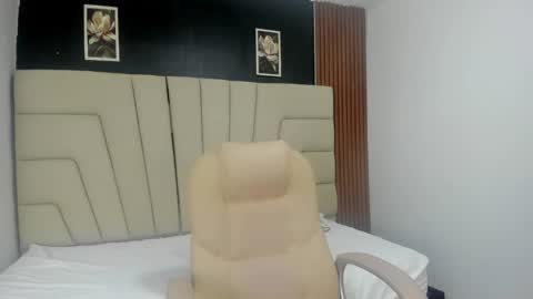 Snapshot of tati_galeano chatting on October 2025 11:20:02 AM tati_galeano online show from October 2025 11:20:02 AM