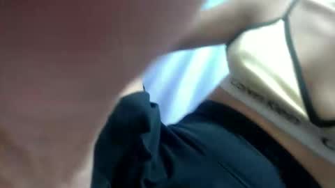 tati_latina24 online show from December 2025 05:18:02 PM