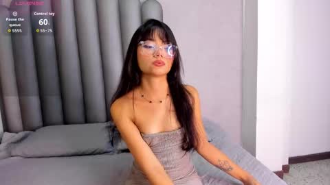 Tatiana online show from November 2025 12:22:01 PM