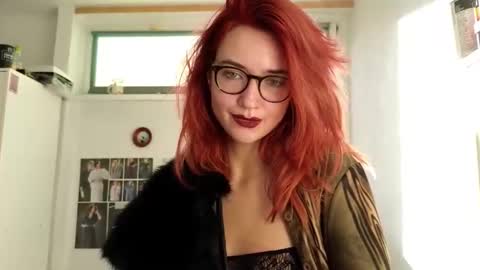 Snapshot of tatianaromanova chatting on September 2025 02:32:01 PM Tatiana online show from September 2025 02:32:01 PM