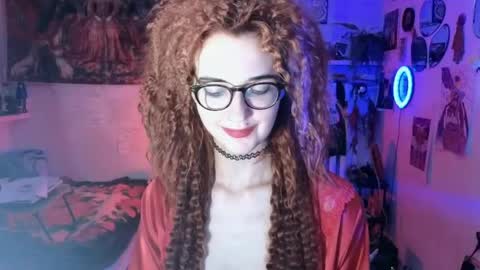 Tatiana online show from April 2026 07:52:01 PM