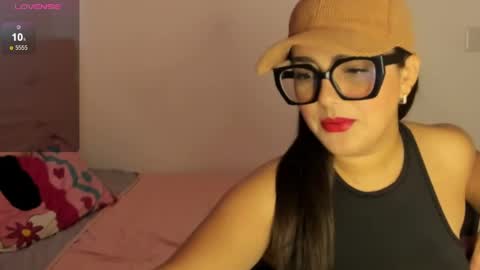 Tatiss online show from April 2026 05:28:01 PM