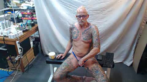 inkbator online show from October 2025 09:14:01 PM