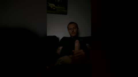 tattdaddy9393 online show from June 2026 07:00:01 AM