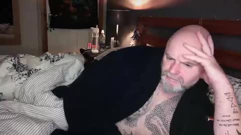 Tattooeddilf 01 online show from December 2024 01:58:02 AM