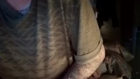 Snapshot of tattoogun chatting on December 2024 08:16:02 AM TattooLust online show from December 2024 08:16:02 AM