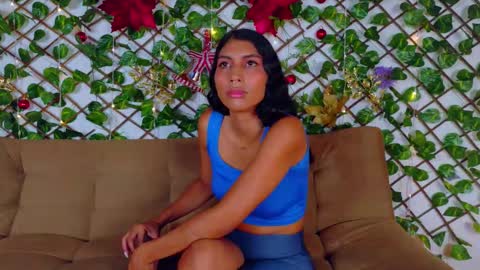 Taty Miller online show from November 2025 07:18:01 PM