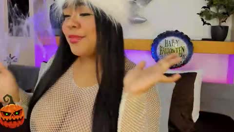 Taty Lior  online show from October 2025 04:49:01 AM