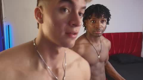 tau_montes online show from November 2025 04:09:02 PM