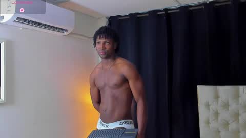 tau_montes online show from April 2026 01:17:01 AM