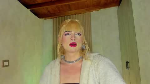 taurito___ online show from January 2026 11:26:01 AM