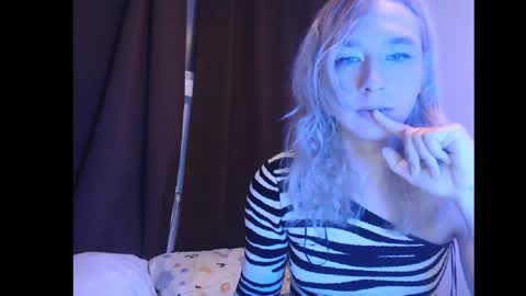 Snapshot of tavishmartavish chatting on January 2025 11:44:02 PM Rudy Rybinovaya online show from January 2025 11:44:02 PM