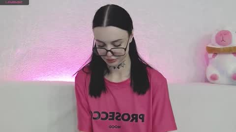 Taya online show from September 2025 06:11:02 PM