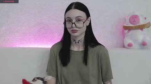 Taya online show from September 2025 05:17:01 PM