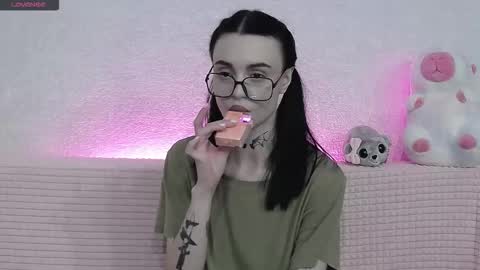 Taya online show from November 2025 07:04:02 PM