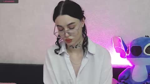 Taya online show from February 2026 06:14:01 PM