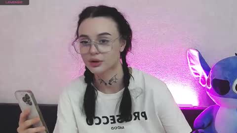 Taya online show from February 2026 09:00:02 PM