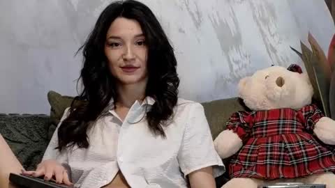 TayaKayan online show from February 2026 11:48:01 AM