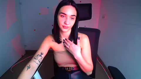 Snapshot of tayla_candy chatting on October 2025 06:03:01 AM Tayla online show from October 2025 06:03:01 AM