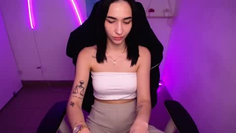 Snapshot of tayla_candy chatting on November 2025 12:07:02 PM Tayla online show from November 2025 12:07:02 PM