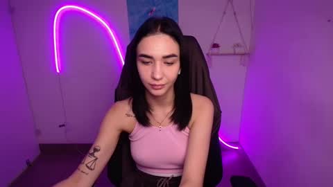 Snapshot of tayla_candy chatting on November 2025 06:47:01 AM Tayla online show from November 2025 06:47:01 AM