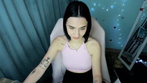 Snapshot of tayla_candy chatting on December 2025 07:37:01 AM Tayla online show from December 2025 07:37:01 AM