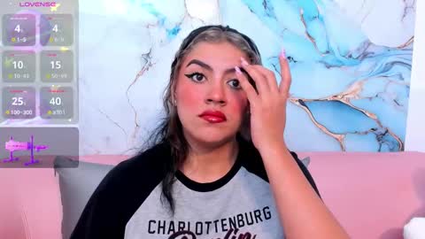 taylor_cupper_ online show from September 2025 03:41:01 AM