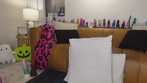 Taylor --  online show from October 2025 10:13:02 AM