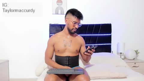 taylormaccurdy_ online show from January 2026 04:11:02 PM