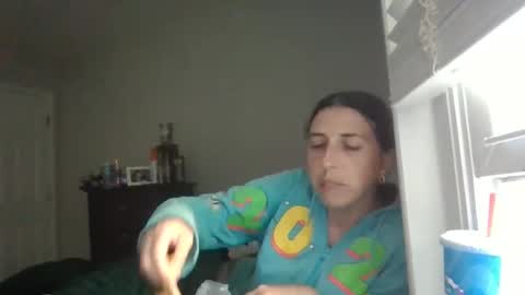 Snapshot of taylorslay chatting on June 2026 11:43:01 PM taylorslay online show from June 2026 11:43:01 PM