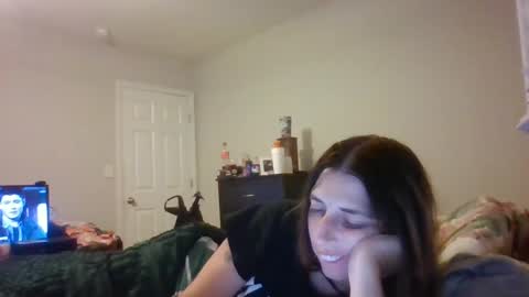 Snapshot of taylorslay chatting on June 2026 03:25:01 AM taylorslay online show from June 2026 03:25:01 AM