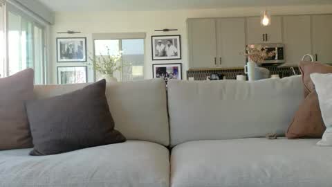 Taylor Rae online show from May 2026 01:14:01 AM