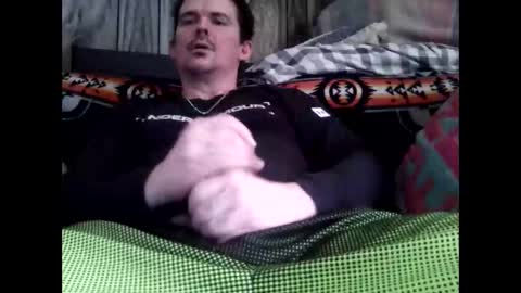 Snapshot of tbaxter95187 chatting on February 2026 10:33:01 PM tbaxter95187 online show from February 2026 10:33:01 PM