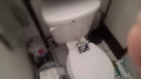 Luis online show from February 2025 07:48:02 PM