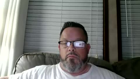 tdhawk87 online show from May 2026 09:58:01 AM