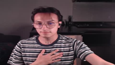 Snapshot of te0__0 chatting on February 2025 06:30:02 AM Teo independent model online show from February 2025 06:30:02 AM