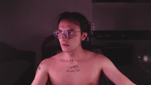 Snapshot of te0__0 chatting on March 2025 03:02:02 AM Teo independent model online show from March 2025 03:02:02 AM