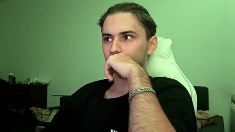 Vlad online show from October 2025 06:21:01 PM